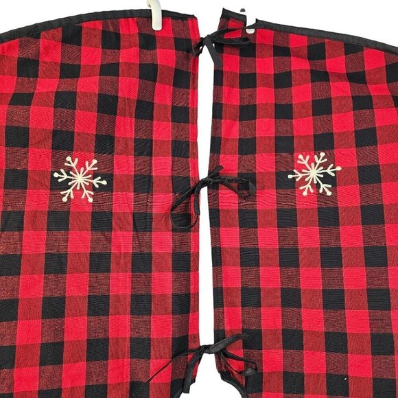 Hobby Lobby Christmas Tree Skirt Embroidered Reindeer Red Buffalo Check 52"D NEW - Picture 4 of 9